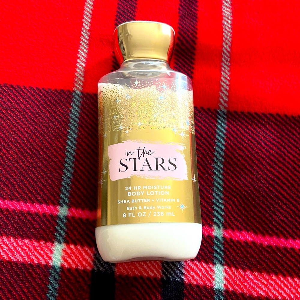 Into the stars 24hr body lotion